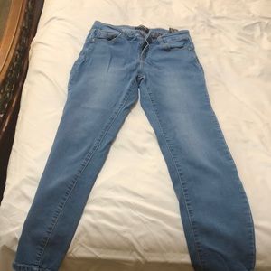 buffalo brand, great condition, only worn a few times